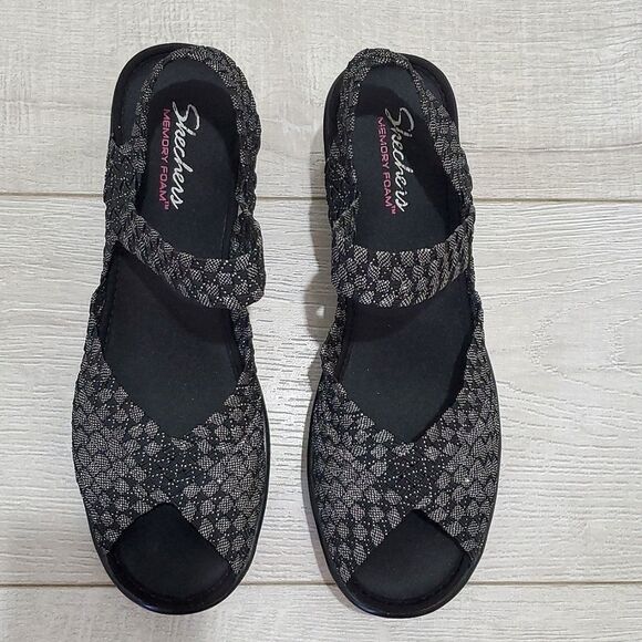 SKECHERS WEAVE WEDGE SANDALS, Sz 7-7.5 BLACK/SILVER, MEMORY FOAM - Picture 2 of 12